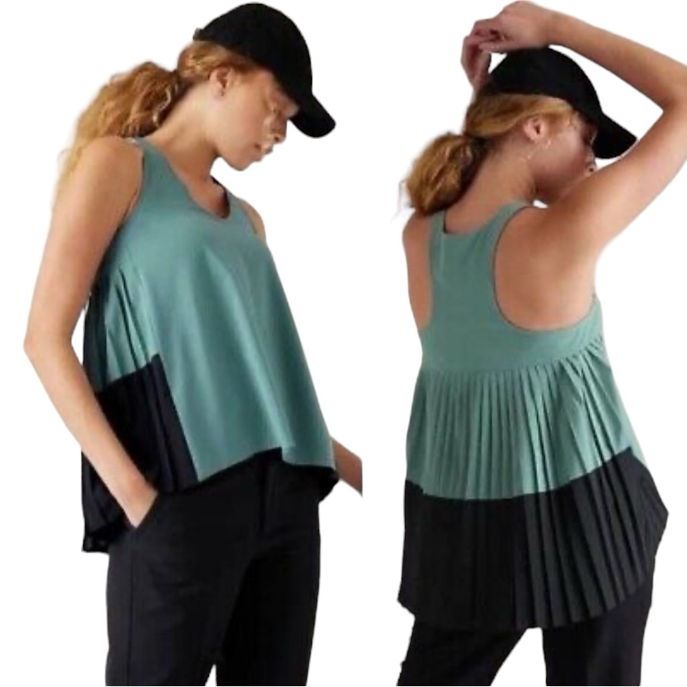 Athleta “Swing Forward” Pleated Tank NWOT (B-1)
